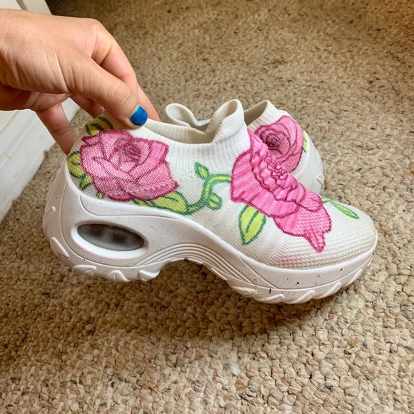 Oo la la floral sneakers - Picture 3 of 7